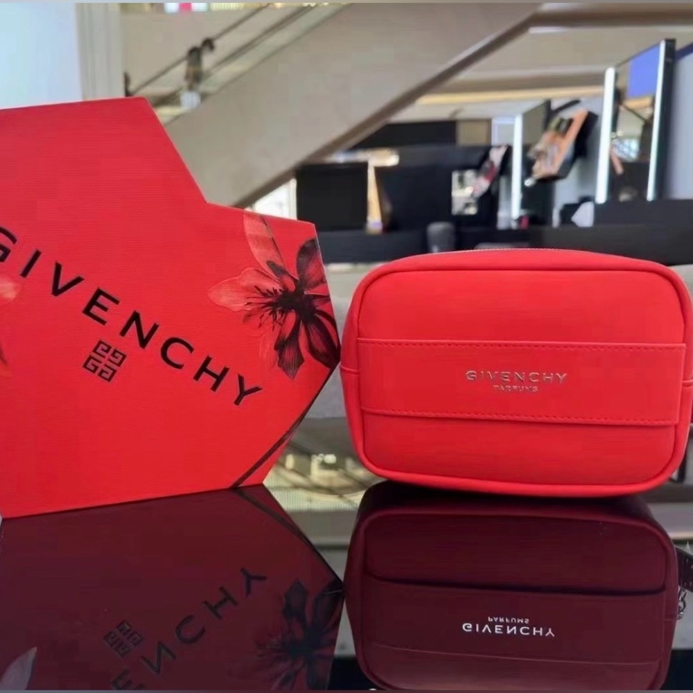 Givenchy beauty gift bag